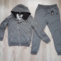 Футболка ив сен лоран. Костюм армани. Одежда реплика известных. Реплики брендовых футболок. Спортивные костюмы мужские брендовые.