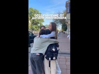 Коллеги подскажите, а можно что то эдакое нажать в ВК чтобы вот эту кривороженьку навсегда заблокировать в моей ленте?... - Станислав Алексеев